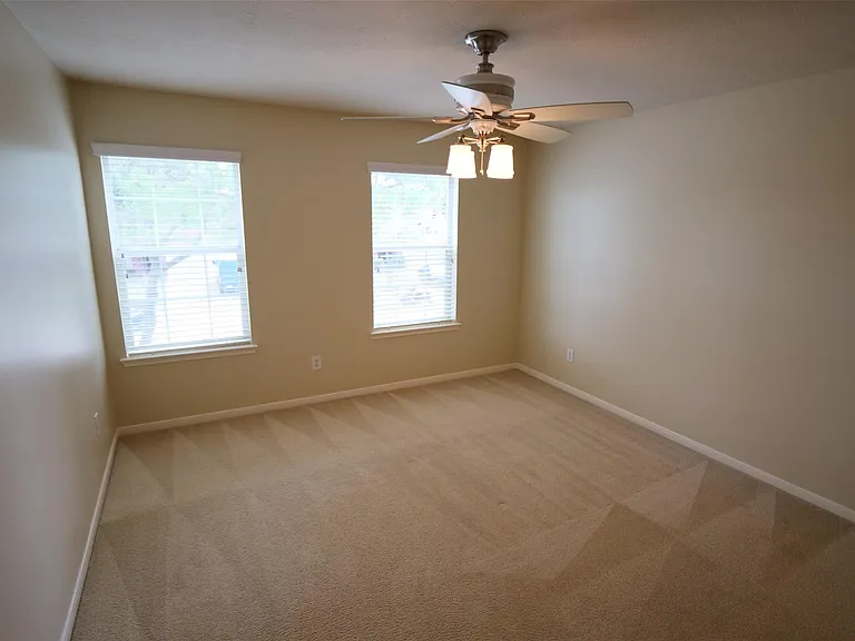 24731 Cobble Canyon Ln — Photo 34