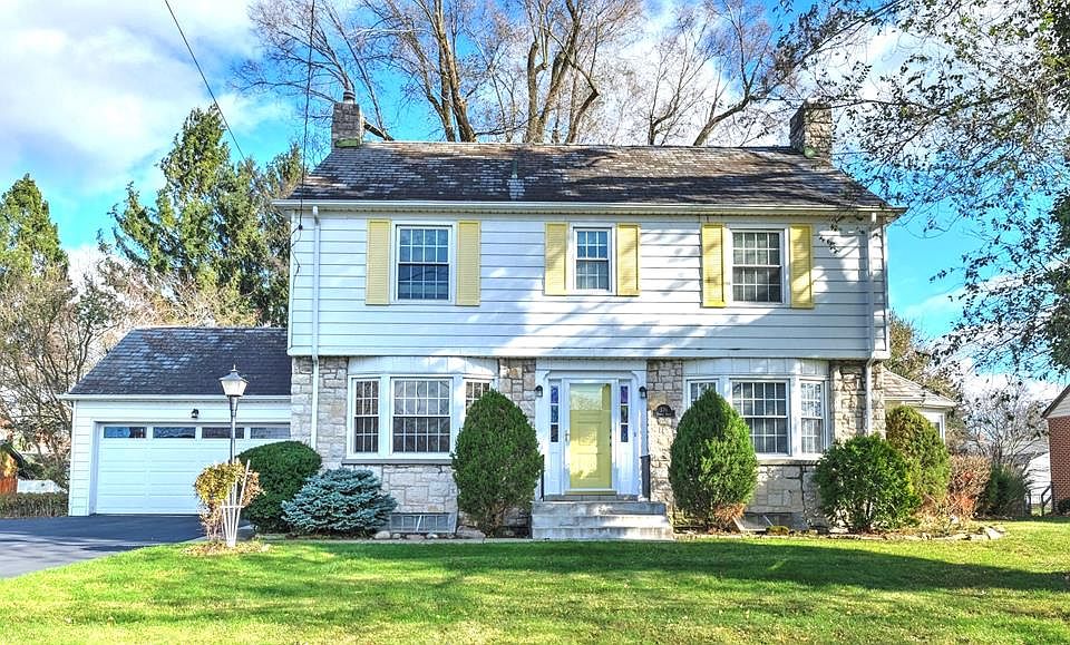 1st image of 376 Durfee Dr