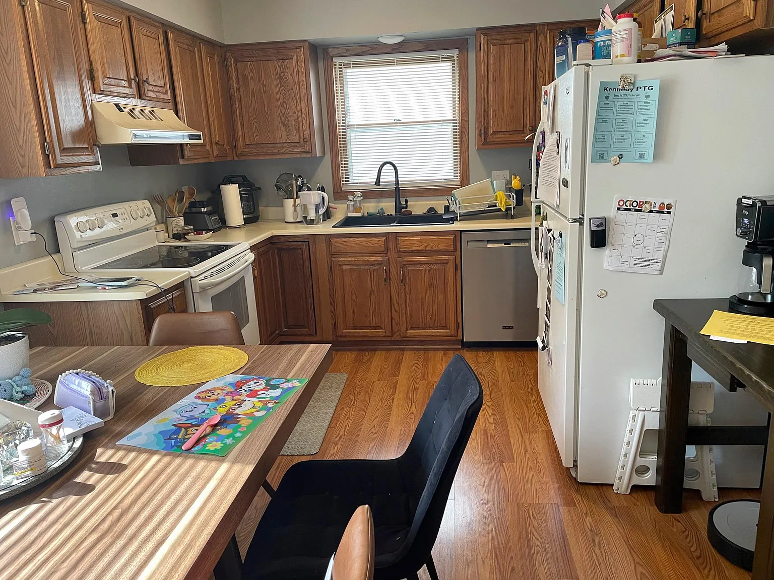 3 bed, 1.5 bath, 1450 sqft, $1,975 — Photo 3
