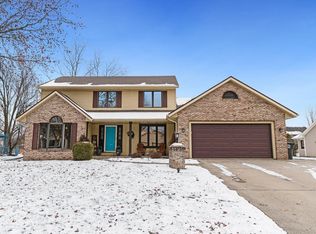 5606 Chiswell Run, Fort Wayne, IN 46835