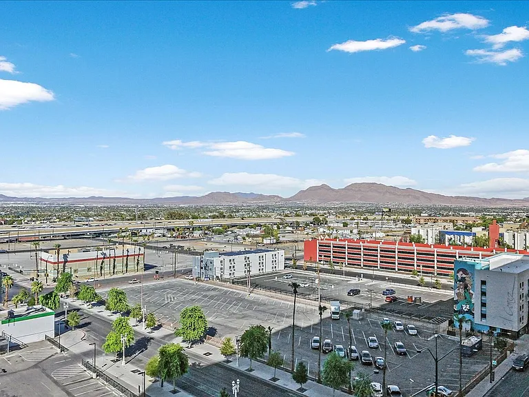 150 Las Vegas Blvd #1501 — Photo 12