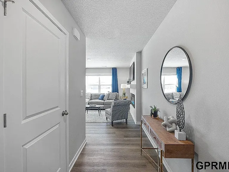 7405 S 204th Ave — Photo 9