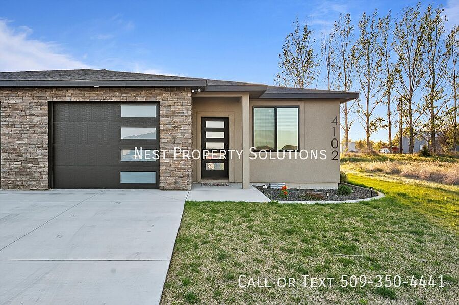 1st image of 4102 Quinn Dr NE