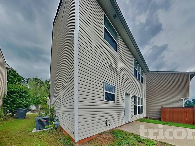344 Cool Weather Dr — Photo 15