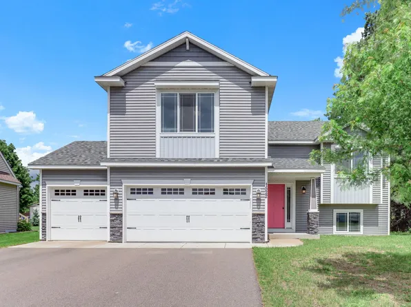 1522 35th Ave SW, Cambridge, MN 55008