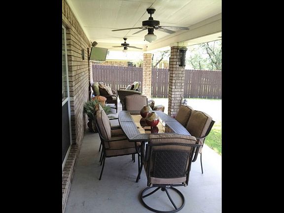 3rd image of 6412 Manganite Dr