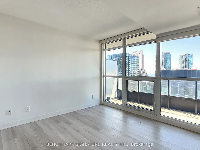 80 Queens Wharf Rd #1801 — Photo 14