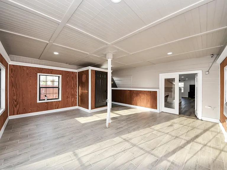 7826 Maverick Trace Ln — Photo 36