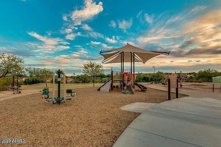 2502 E Paradise Ln #2 — Photo 43