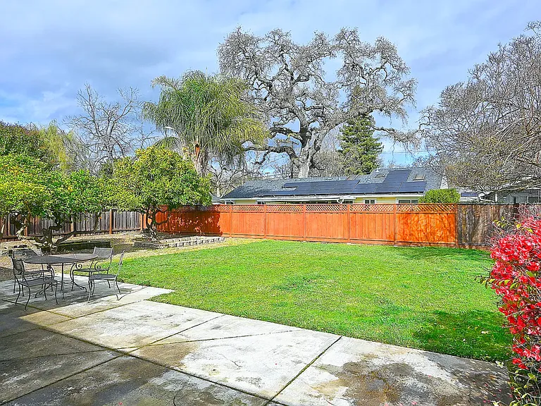 312 Gloria Dr — Photo 14