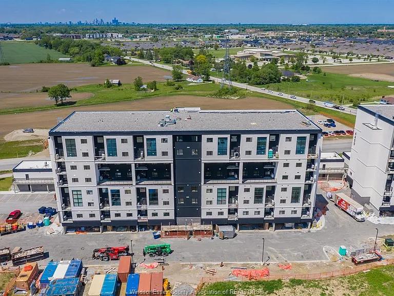 4300 Laurier Pkwy #546 — Photo 3