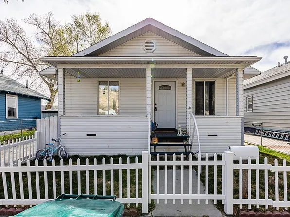 835 Center St, Rock Springs, WY 82901