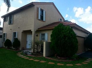 18820 NW 22nd St, Pembroke Pines, FL 33029