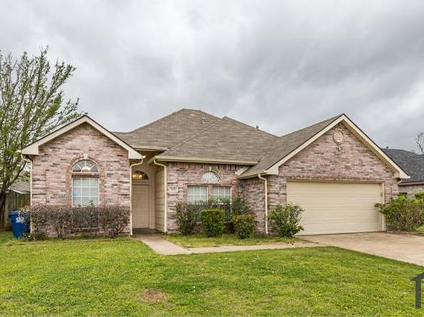 109 E Forestwood Dr