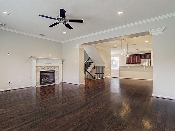 3rd image of 2618 Enclave At Shady Acres Ct