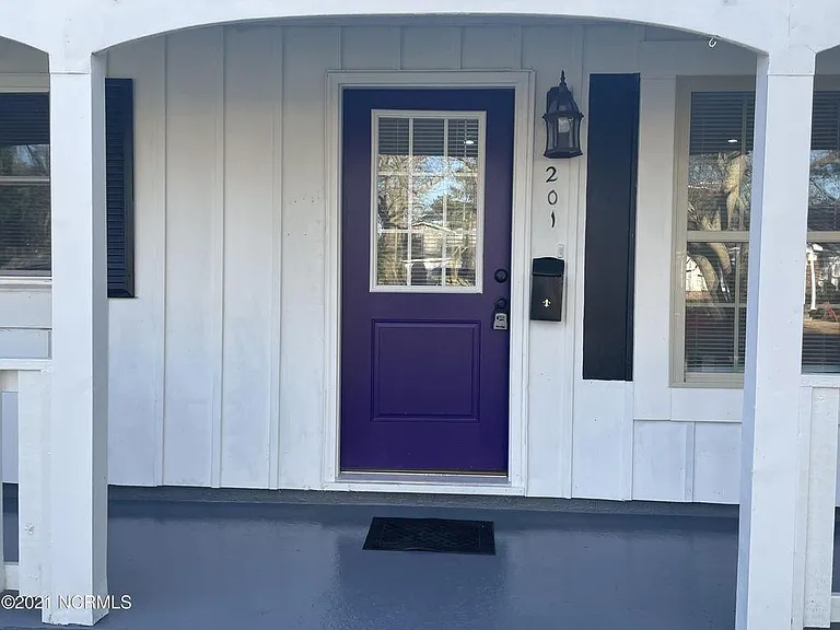 201 S Warren St — Photo 3
