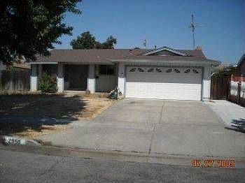 1st image of 2950 Rossmore Ln