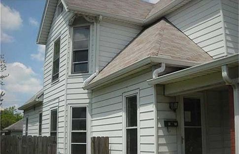 2nd image of 2150 Carrollton Ave
