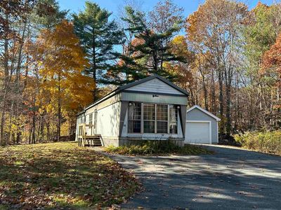 33 Lamprey River Park, Newmarket, NH, 03857