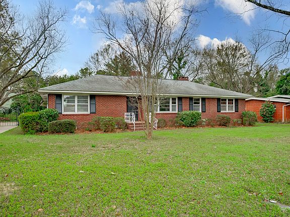 3rd image of 612 Wren St