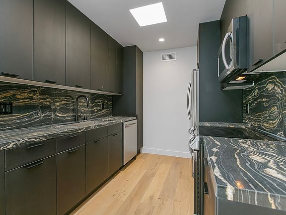 2nd image of 11726 Montana Ave APT 1