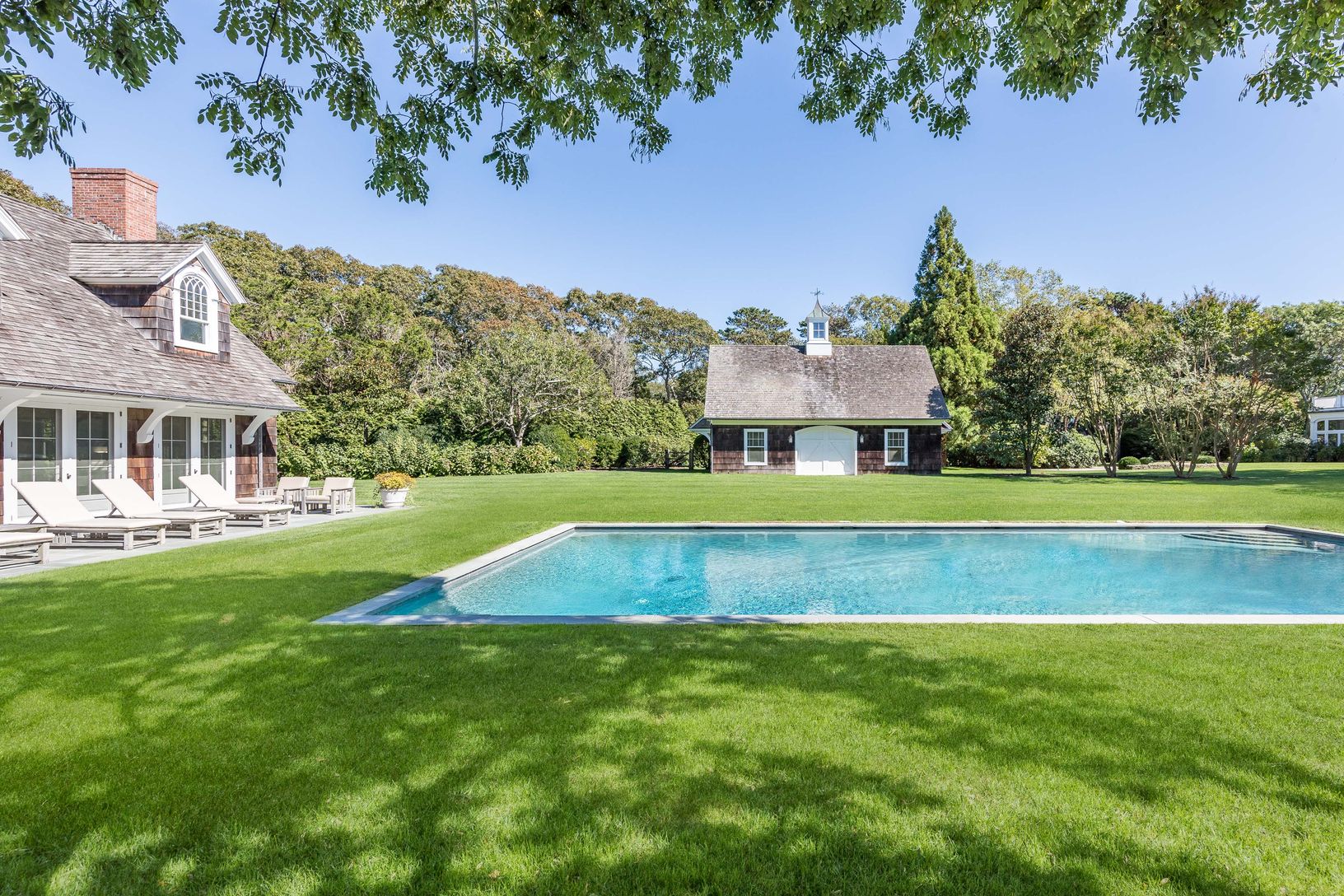 253 Cove Hollow Rd in East Hampton | Out East