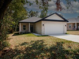 3156 Auburn Rd, Crestview, FL 32539