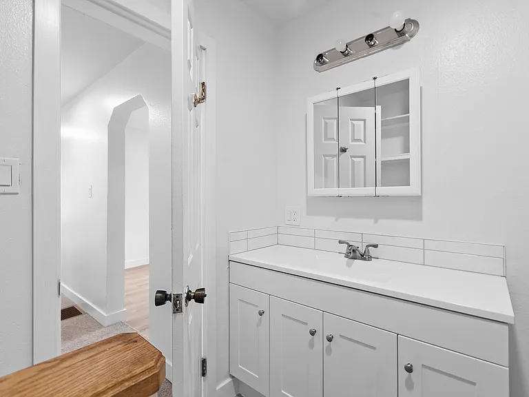 1037 N Cleveland Ave — Photo 15