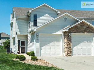 1606 SW Madison Cir, Lees Summit, MO 64081