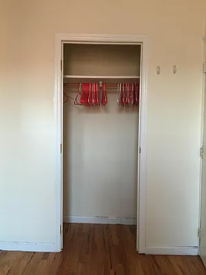 Rented by EXR | media 22