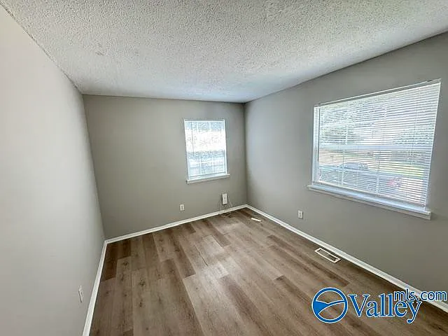 2713 Clayton Dr NW #B — Photo 12