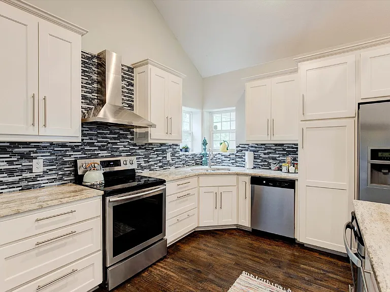 2521 Benbrook Blvd — Photo 12