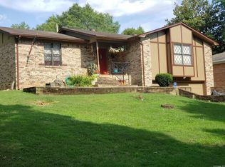 1916 Crestview St, Jonesboro, AR 72401