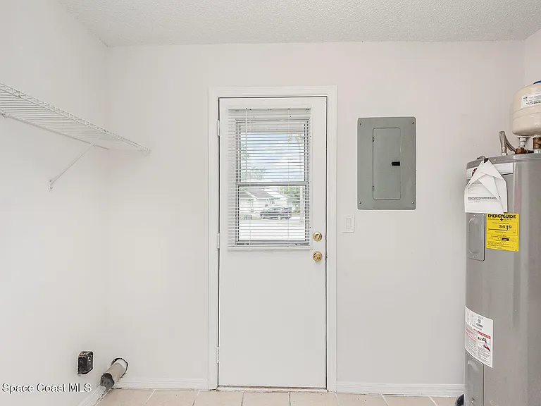 3164 Finsterwald Dr — Photo 22