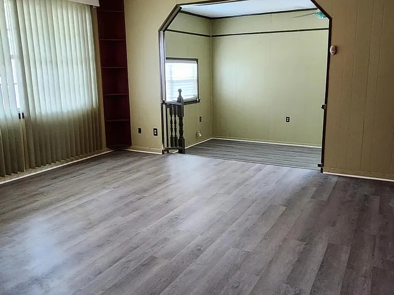 1048 Patterson Cir — Photo 18