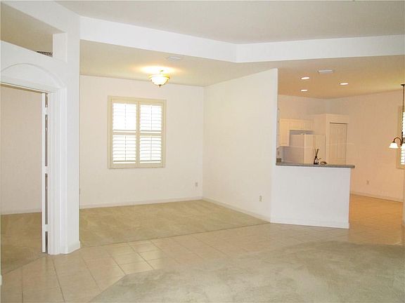 5th image of 3163 Ashford Sq