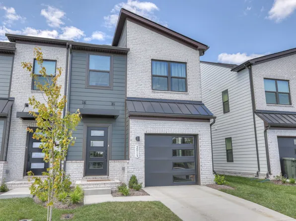 2013 Walnut Ln, Gallatin, TN 37066