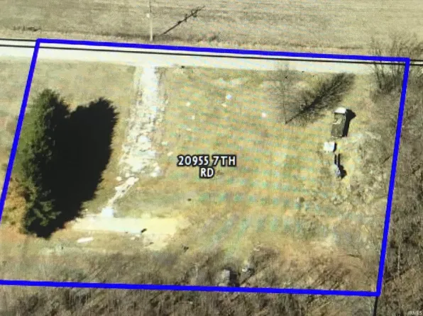 20955 7th Rd, Plymouth, IN 46563