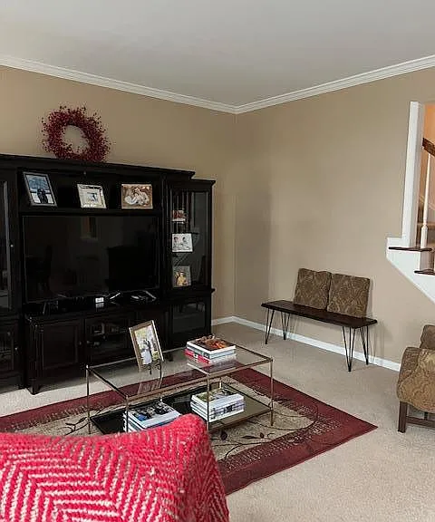 40 Hillside Ct S — Photo 9