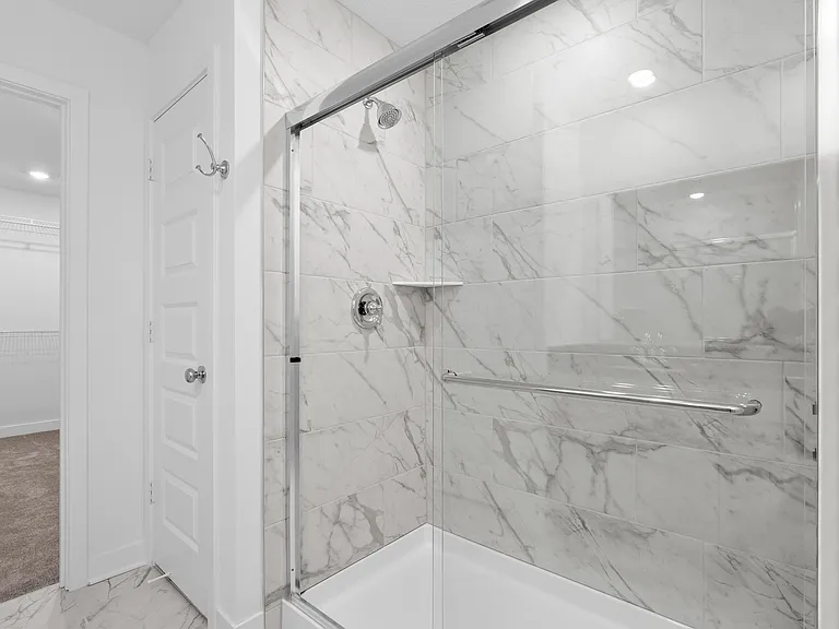 6261 Balsam Ct — Photo 25