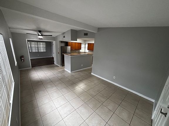 5th image of 1463 Renton St