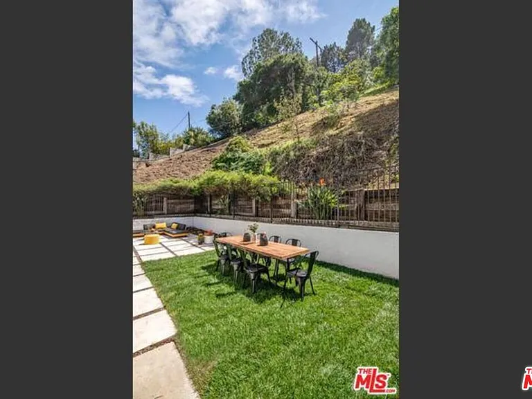 12248 Laurel Terrace Dr — Photo 27