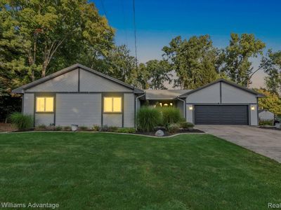 2441 Gillham Ave, West Bloomfield, MI, 48324