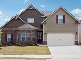 205 Maple Hill Dr, Newnan, GA