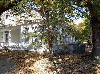 5th image of 206 W Waterman St