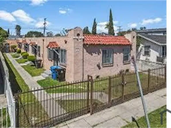 125 E 104th St, Los Angeles, CA 90003