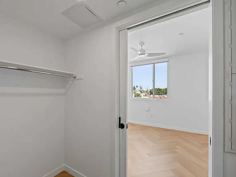 TALA Residences at Gillis House — Photo 23