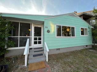 305 N Channel Dr, Wrightsville Beach, NC 28480