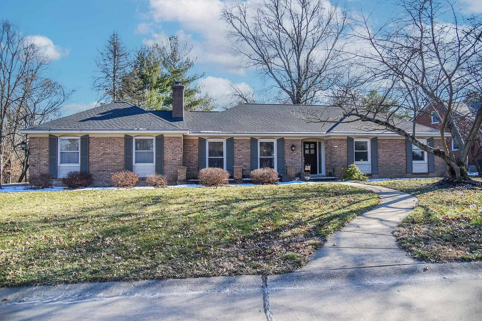 3043 Ashley Dr photo 1