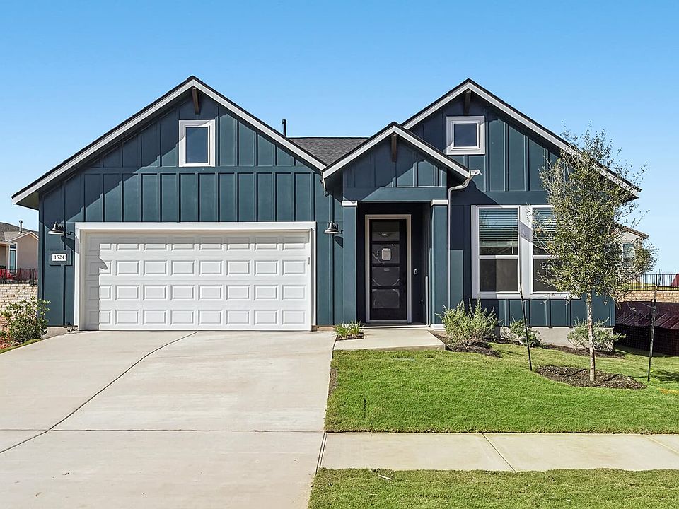 1524 Dancing Oak Front Exterior